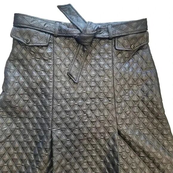 NYCC Women's Black Poly/Spandex Faux Leather Quilted A-Line Skirt NEW - Picture 2 of 9